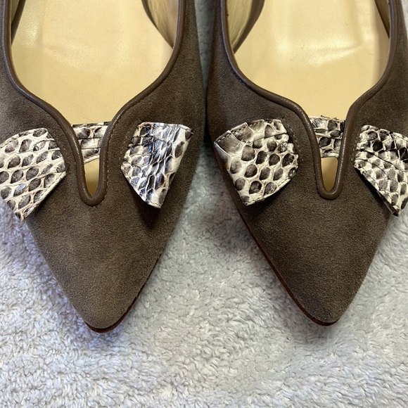 Sarah Flint Lana flats in taupe suede - Picture 4 of 11